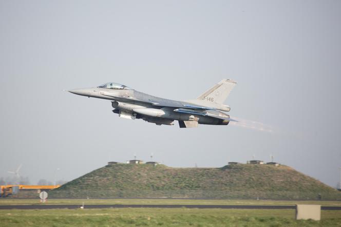 Holenderskie F-16