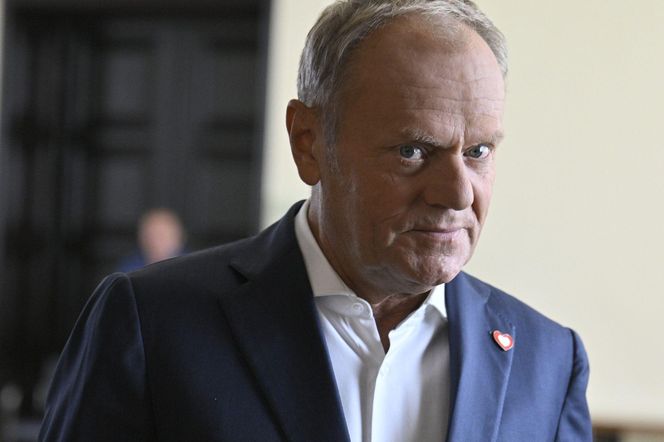 Ważna informacja dla wszystkich dzieci! Donald Tusk spotkał się z prawdziwym Świętym Mikołajem!