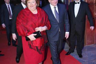 Nauczycielki, gosposie lub pan w gronostajach