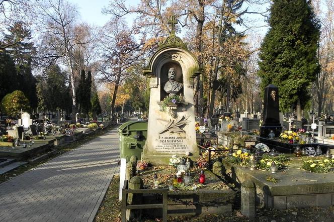 Lublin - Zaduszki, msze święte i procesje na cmentarzach
