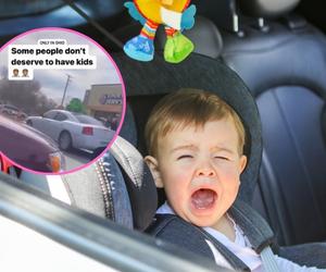 Postawił fotelik z dzieckiem na dachu i odjechał. Ten filmik mrozi krew