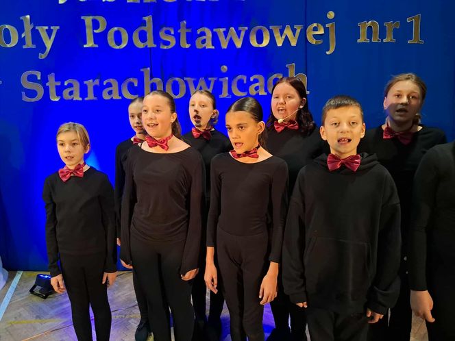 Szkoła Podstawowa nr 1 w Starachowicach ma już 120 lat. Zobaczcie zdjęcia z uroczystości