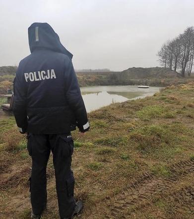 Wiewiórów: Zwłoki 46-letniej kobiety w przydomowym stawie! Co się tam wydarzyło? 