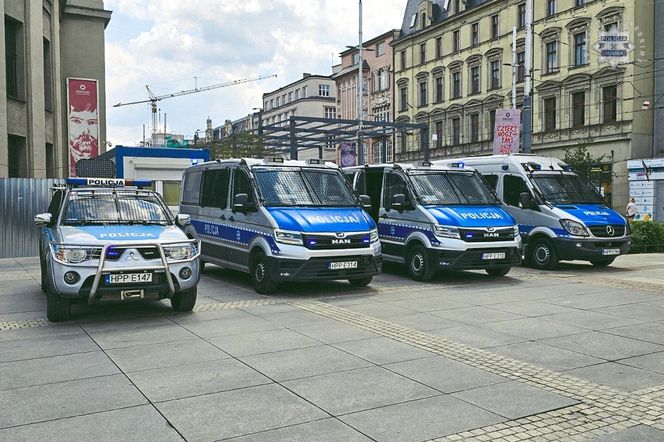 Kibice protestowali przeciwko imigrantom w centrum Katowic
