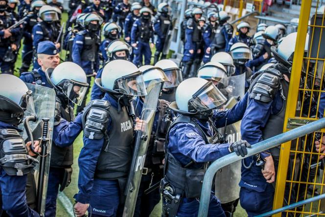 Tak policjanci przygotowują się do starć z pseudokibicami