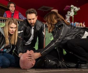 Na sygnale odc. 728. Piotr (Dariusz Wieteska), Max (Piotr Zelt), Martyna (Monika Mazur), Niunia (Katarzyna Dominiak)