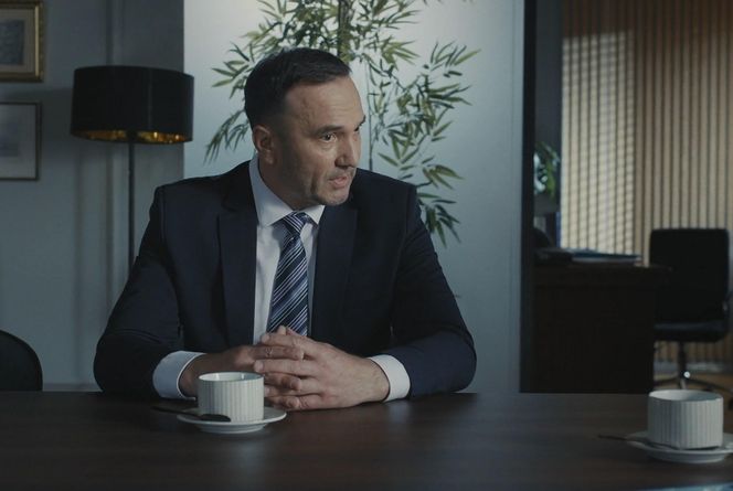 M jak miłość, odcinek 1885. adwokat (Jacek Barczak)