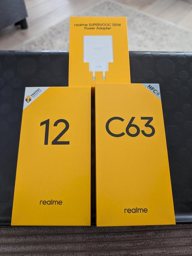 realme 12 + realme c63