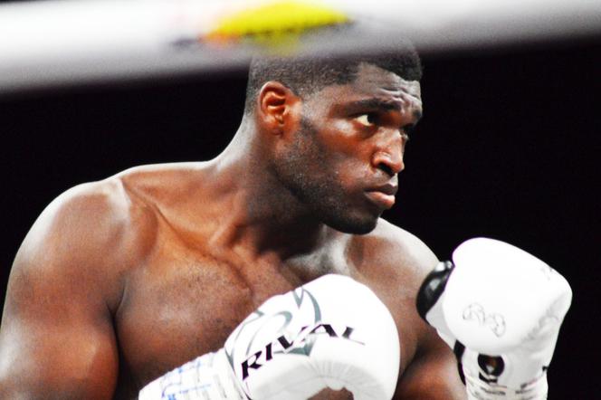 KnockOut Boxing Night 7 Rzeszów - Izu Ugonoh