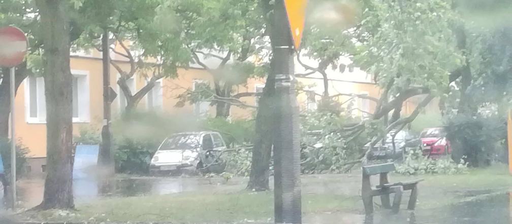 Potężna ulewa w Bydgoszczy! Strażacy mają pełne ręce roboty