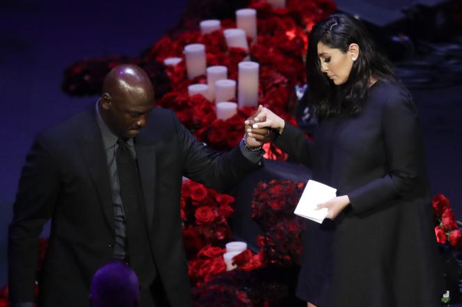 Pożegnanie Kobe'ego Bryanta: Płaczący Michael Jordan i wzruszające słowa żony