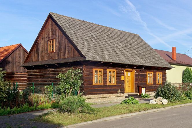 Ta wieś jest jedną z najpiękniejszych w Małopolsce. Za czasów Kazimierza Wielkiego słynęła z handlu solą