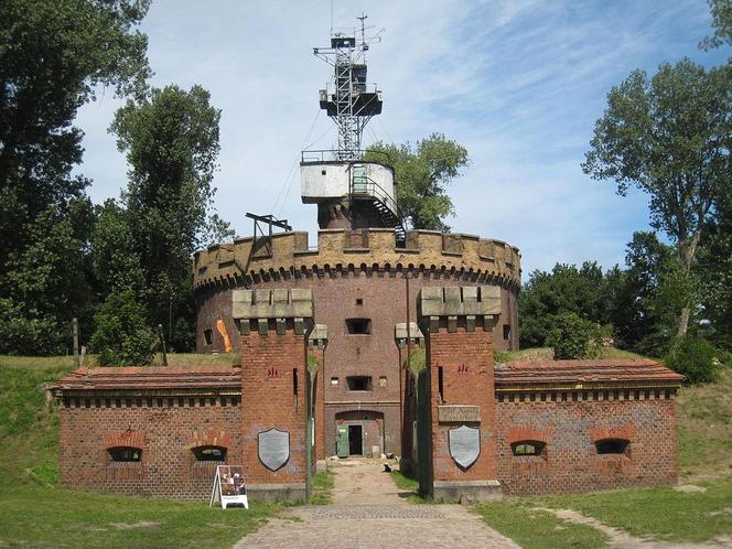 Twierdza Świnoujście. Trzy historyczne forty w pięknym otoczeniu