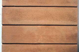Betonowe nawierzchnie imitujące drewno