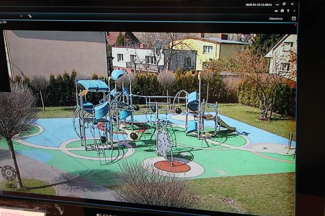 Tak strażnicy miejscy kontrolują czy mieszkańcy nie łamią zakazu zgromadzeń. Pomagają im inteligentne kamery [ZDJĘCIA]