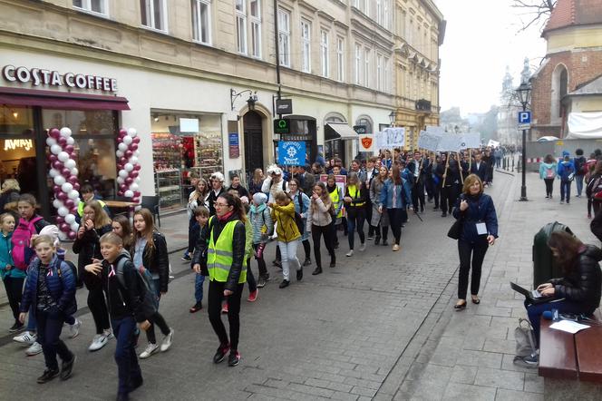 W marszu wzięło udział prawie 10.000 dzieci z całego województwa