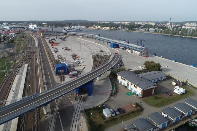 Terminal przeładunkowy w porcie promowym w Świnoujściu już otwarty