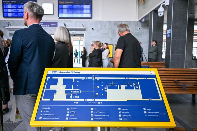 Dworzec Rzeszów Główny gotowy. W środku znalazło się miejsce na kulturę [ZDJĘCIA]