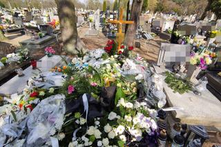 Rafał z Grudziądza nie żyje. Grób cenionego trenera i kulturysty utonął w kwiatach