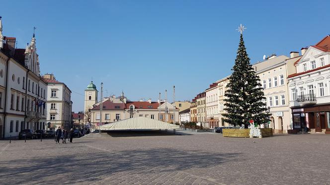 Demontaż ozdób świątecznych w Rzeszowie