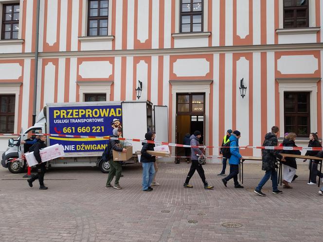 Przeprowadzka I Liceum Ogólnokształcącego im. Jana Zamoyskiego w Zamościu