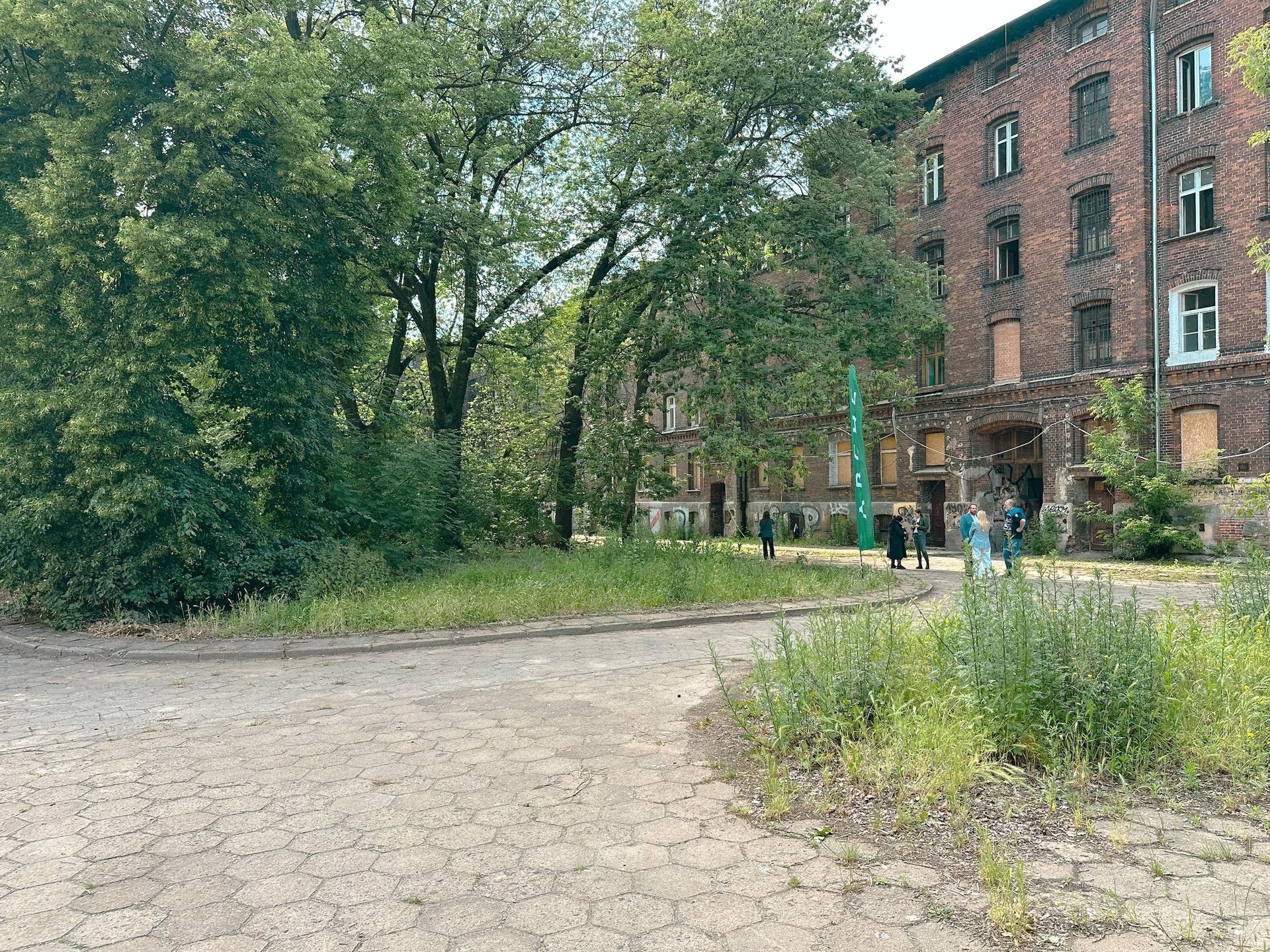 Zabytkowe famuły Izraela Poznańskiego w Łodzi 