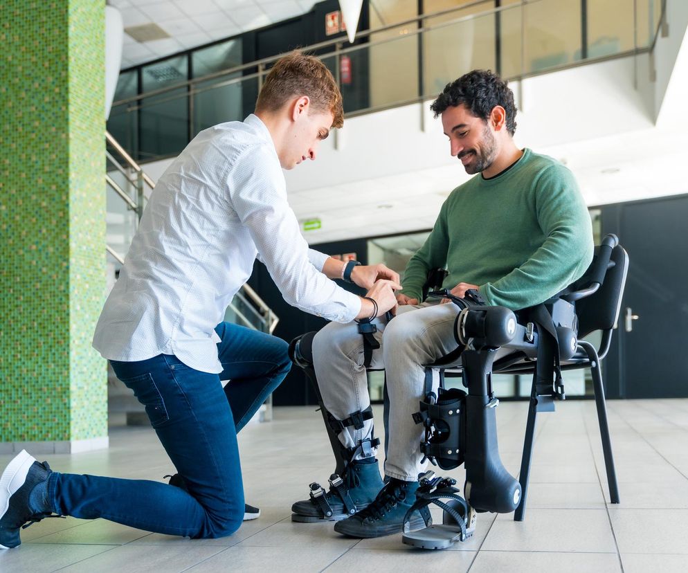 Świadczenie wspierające: nowe stawki i nowi uprawnieni. Kto dostaje 4164 zł, a kto tylko 754?