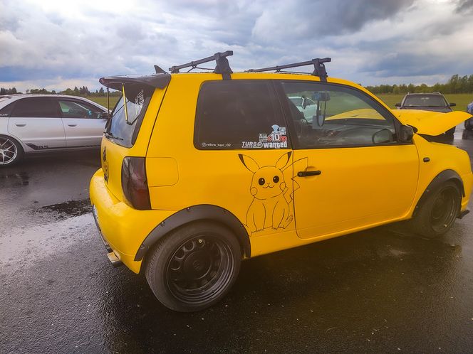 SkillZone Festiwal - motoryzacyjne emocje na lotnisku w Mielcu