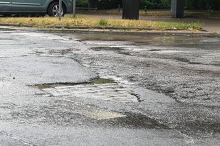 Ruszają remonty dziurawych dróg w Olsztynie. Te ulice znalazły się na liście!