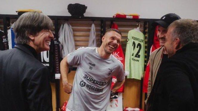 Lukas Podolski. Pożegnanie z kibicami w Kolonii