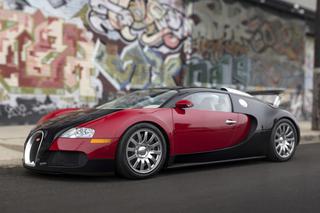 Bugatti Veyron numer 001 trafi na aukcję!