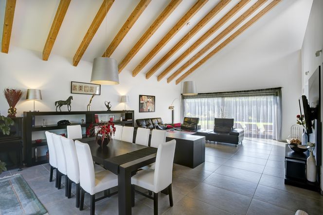 Inspiracją dla tyskiego domu były architektura holenderska oraz śląskie familoki