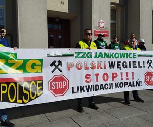 Górnicy protestowali pod ministerstwem przemysłu w Katowicach przeciwko likwidacji KWK Bielszowice