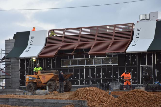 Na Śląsku powstaje kolejny McDonald's. Mieszkańcy się dziwią. "Po co?" [ZDJĘCIA]