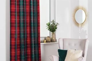 Świąteczna aranżacja okien