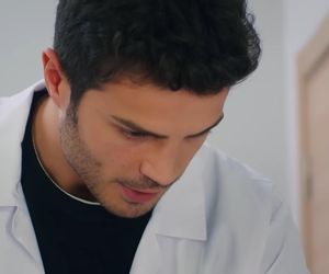 Brutalny atak na Gönül w serialu Miłość i nadzieja