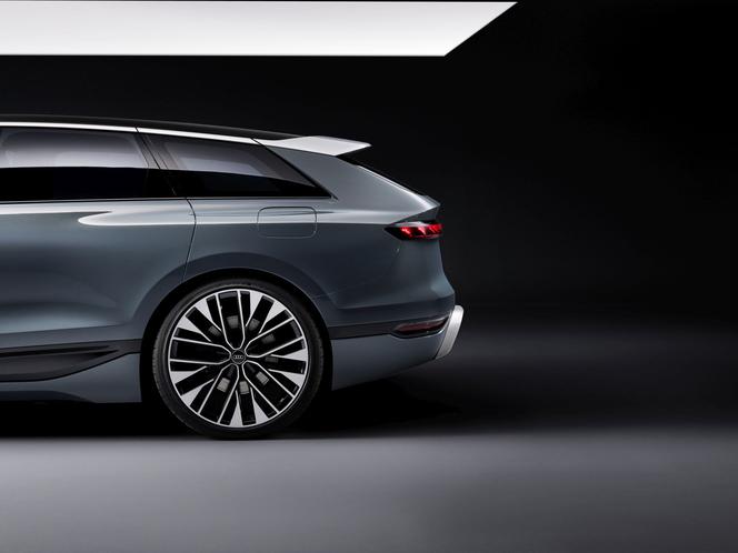 Audi A6 Avant e-tron concept (2022)