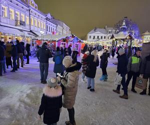 Jarmark Bożonarodzeniowy 2023 na rzeszowskim Rynku