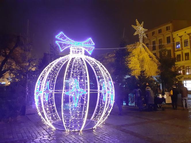 Świąteczne akcenty na toruńskiej starówce