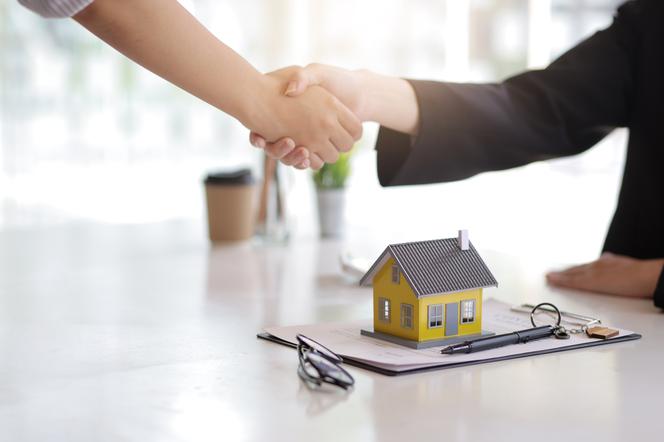 Umowa z deweloperem - rachunek powierniczy i inne zabezpieczenia praw nabywcy mieszkania