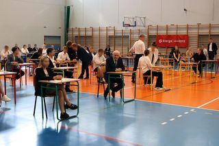 Nikt nie chciał mu pomóc, ale on się nie przejmuje. 86-letni pan Józef po raz kolejny przystępuje do matury