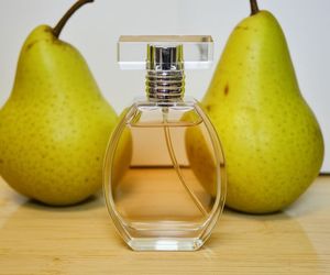 Władaj buty i pędź do Biedronki. Idealne, jesienne perfumy tylko za 12 zł. Zapach gruszki i różowego pieprzu zakręci Ci w głowie 