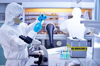 Mpox wraca w groźniejszej formie. Czy powinniśmy obawiać się epidemii?