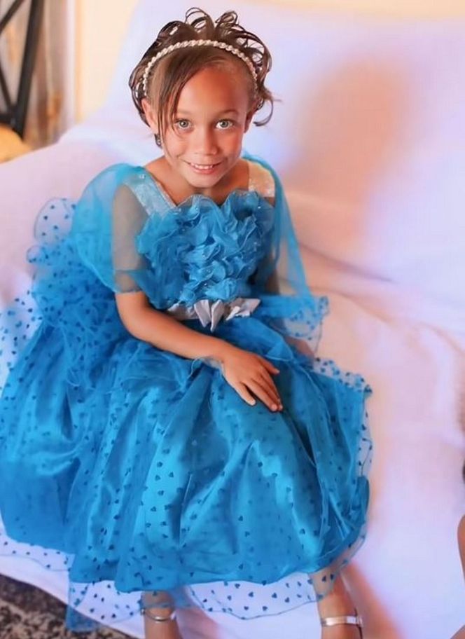 Matka sprzedała 6-letnią córkę szamanowi?! Dziecko zginęło w rytuale?