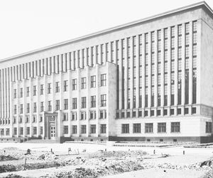 Przewodnik po architekturze Krakowa: modernizm, socrealizm, socmodernizm, postmodernizm