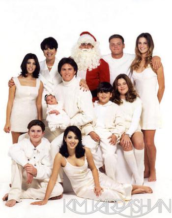 Najgłupsze świąteczne kartki Kardashianów