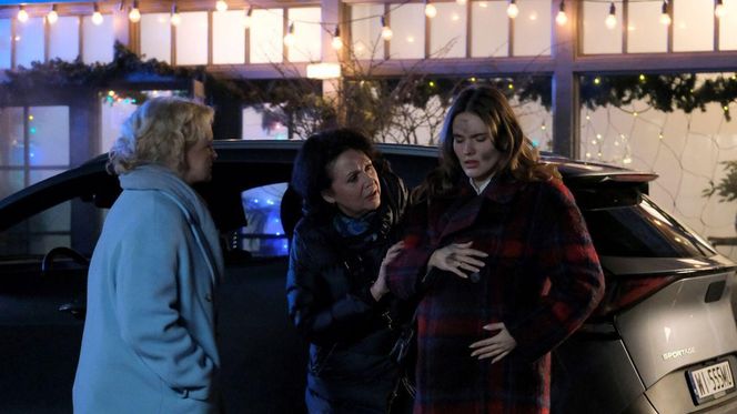 	M jak miłość odc. 1866. Marta (Dominika Ostałowska), Marysia (Małgorzata Pieńkowska), Franka (Dominika Kachlik)