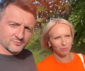 M jak miłość nowy sezon. Dorota (Iwona Rejzner), Bartek (Arkadiusz Smoleński) na planie