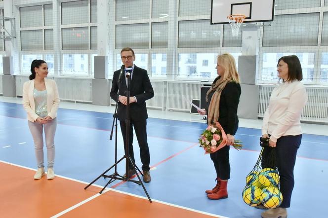 Jedyna po Uranii pełnowymiarowa hala sportowa w Olsztynie po remoncie. Koszt to ponad 700 tys. zł [ZDJĘCIA]