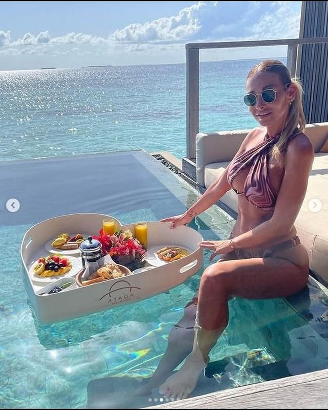 Sheyla Felguera, Ivi Lopez